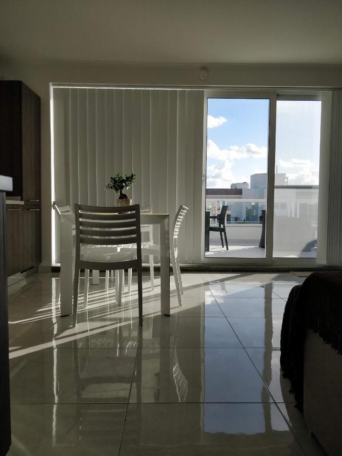 Apartamento Sea View Penthouse With Large Terrace Irom1-1 Marsaskala Exterior foto